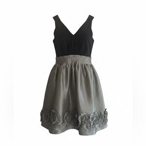 BCBG cocktail dress size 2 
Item #C01